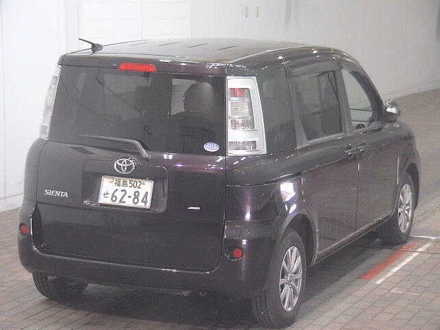 TOYOTA SIENTA
