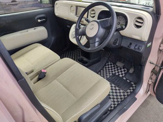 DAIHATSU MIRA COCOA
