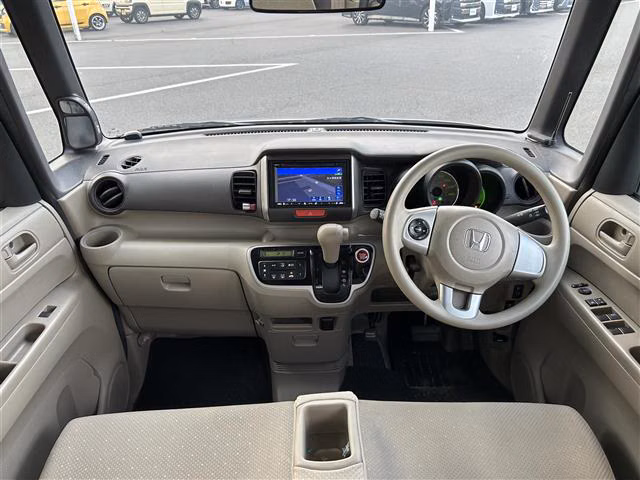 HONDA N-BOX