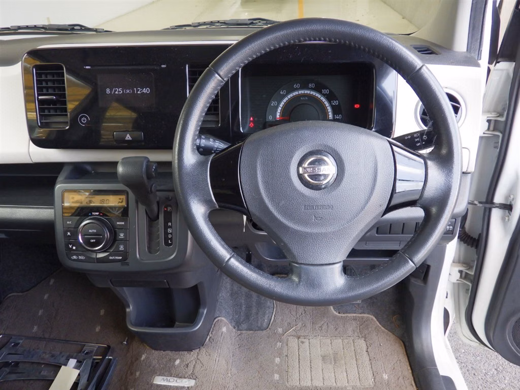 NISSAN MOCO