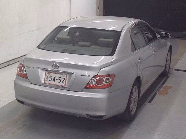 TOYOTA MARK X
