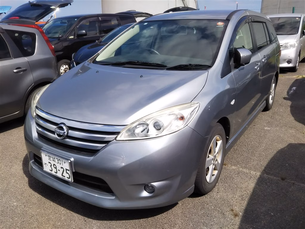 NISSAN LAFESTA
