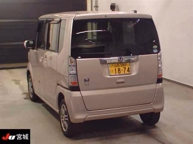 HONDA N-BOX