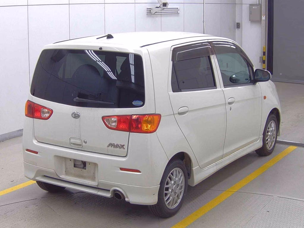 DAIHATSU MAX