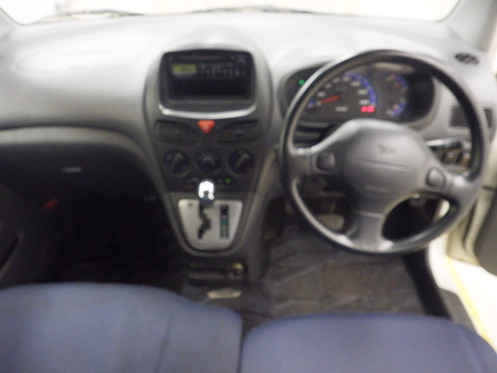 DAIHATSU MAX