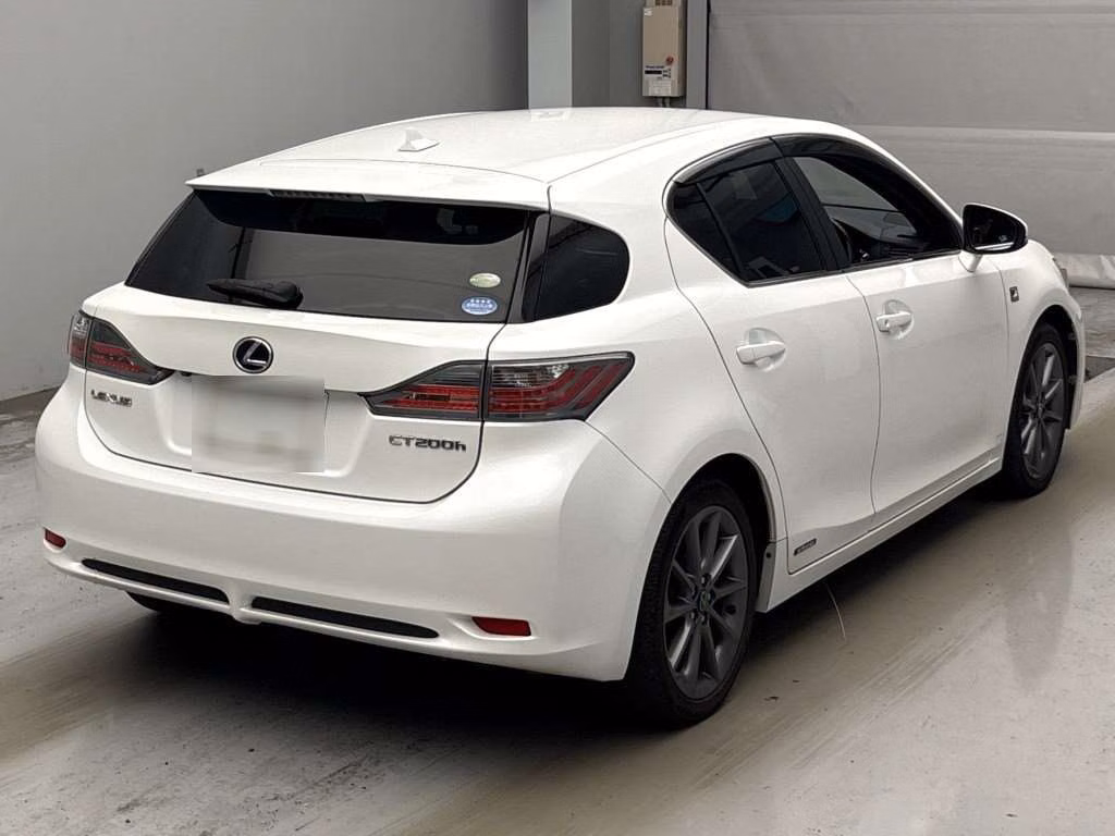 LEXUS CT200H