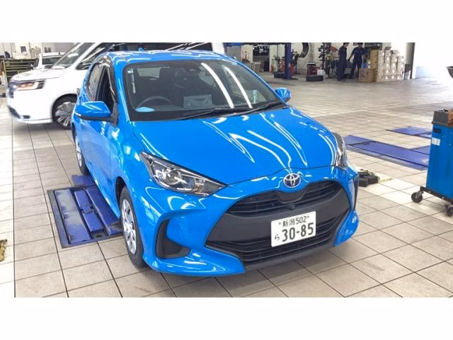 TOYOTA YARIS