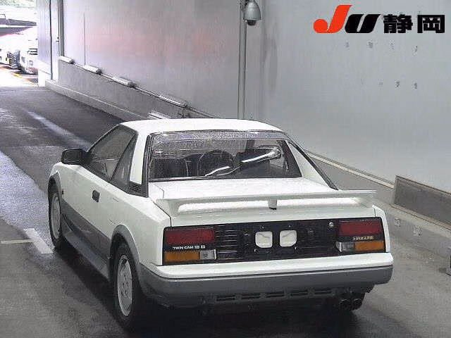 TOYOTA MR2
