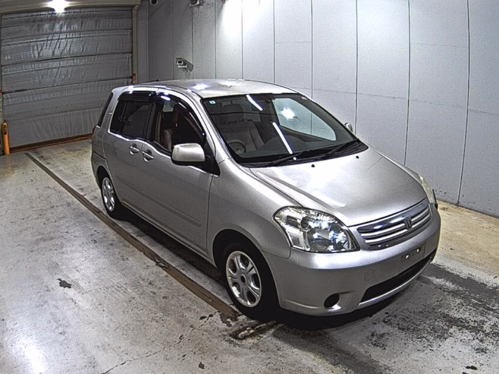 Toyota Raum