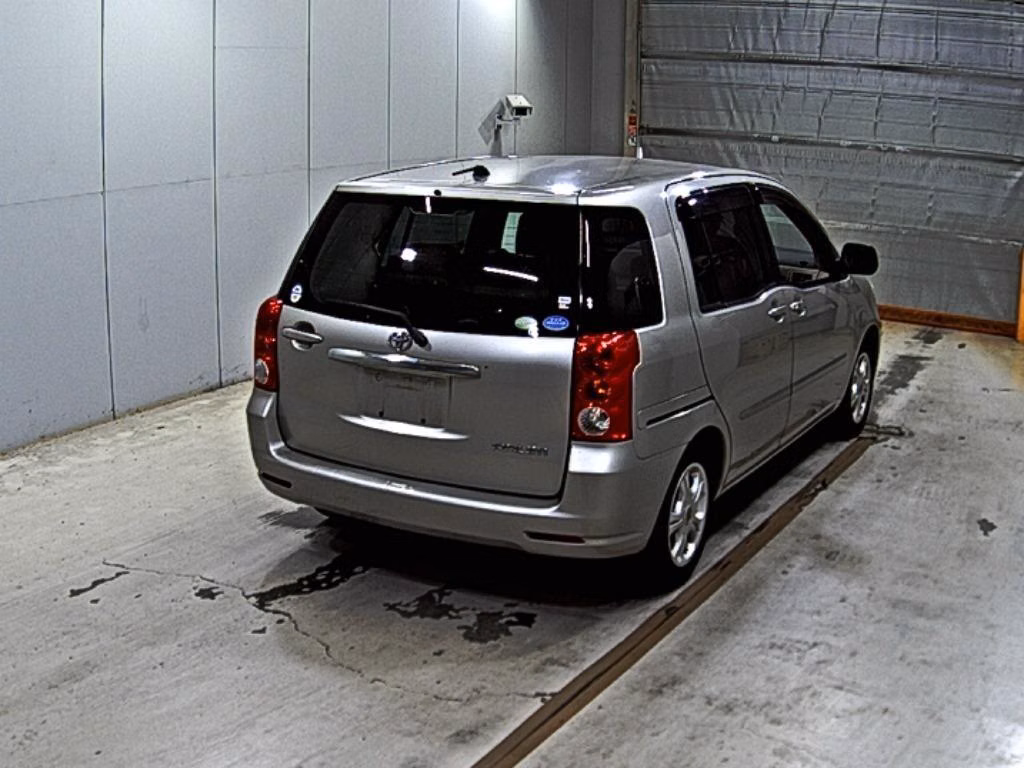 TOYOTA RAUM