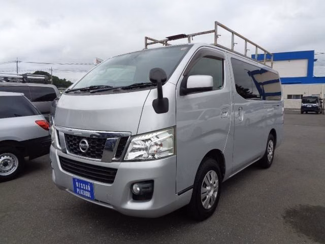 NISSAN NV350 CARAVAN