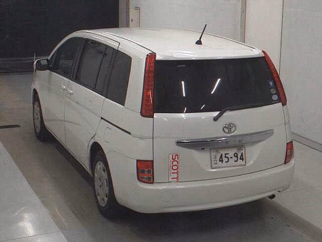 TOYOTA ISIS