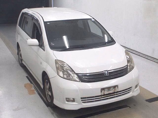 TOYOTA ISIS