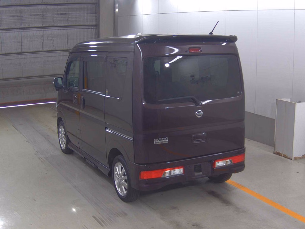 NISSAN NV100 CLIPPER