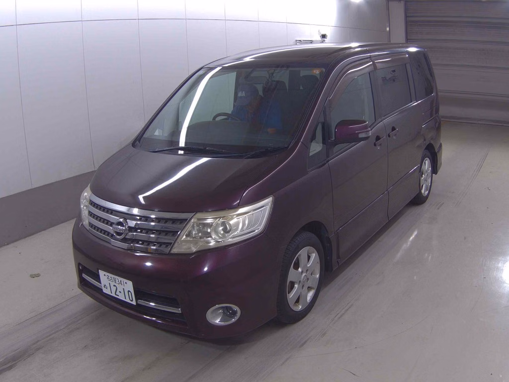 NISSAN SERENA