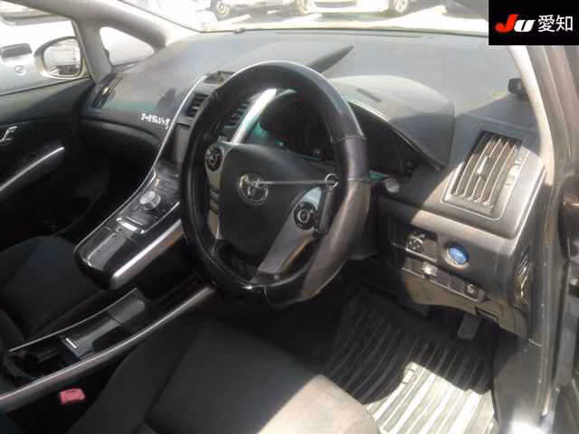 TOYOTA SAI
