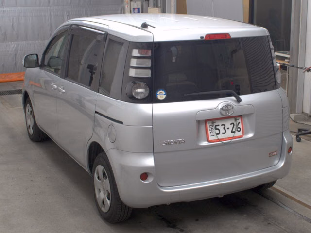 TOYOTA SIENTA
