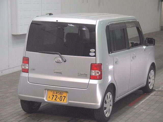 DAIHATSU MOVE CONTE