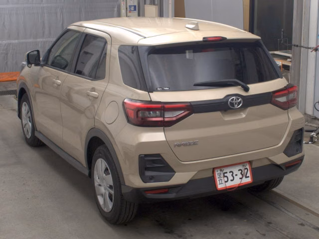 TOYOTA RAIZE