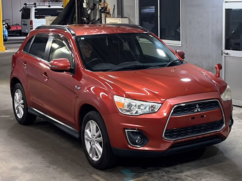 MITSUBISHI RVR