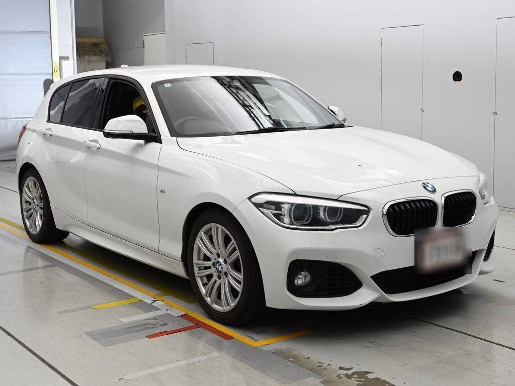 BMW 1-SERIES
