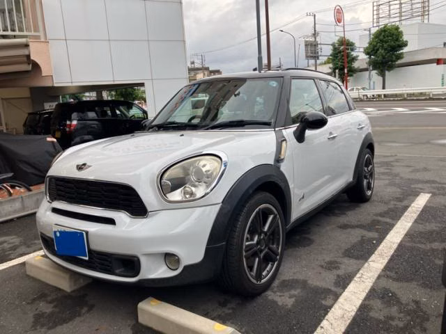 MINI CROSSOVER
