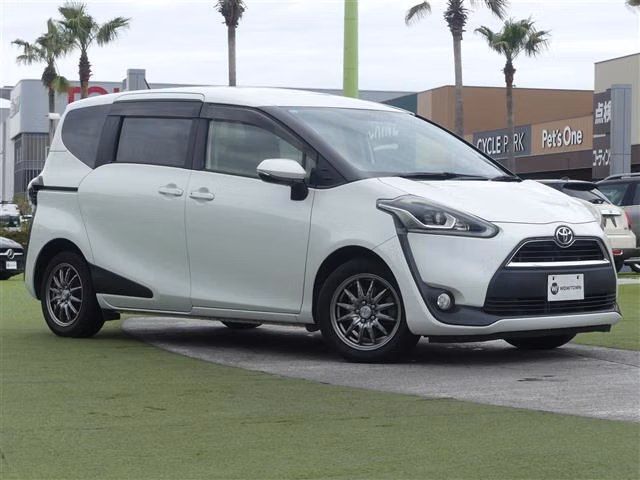 TOYOTA SIENTA