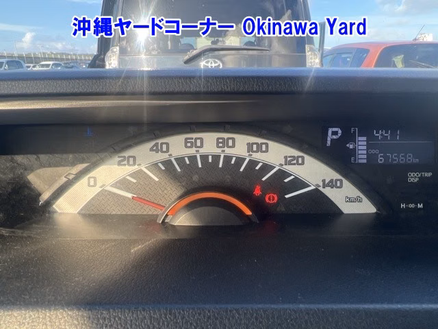 DAIHATSU WAKE