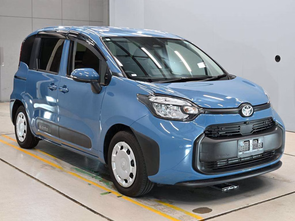 TOYOTA SIENTA