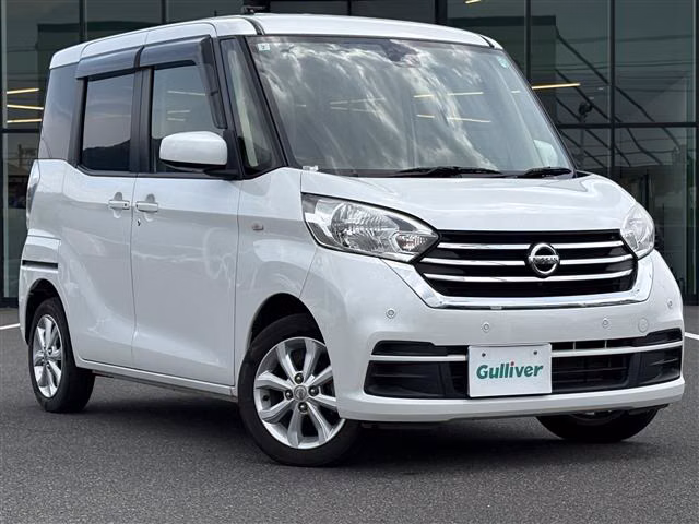NISSAN DAYZ ROOX