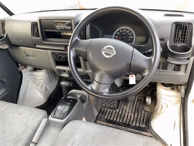 NISSAN CLIPPER