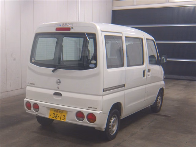 NISSAN CLIPPER