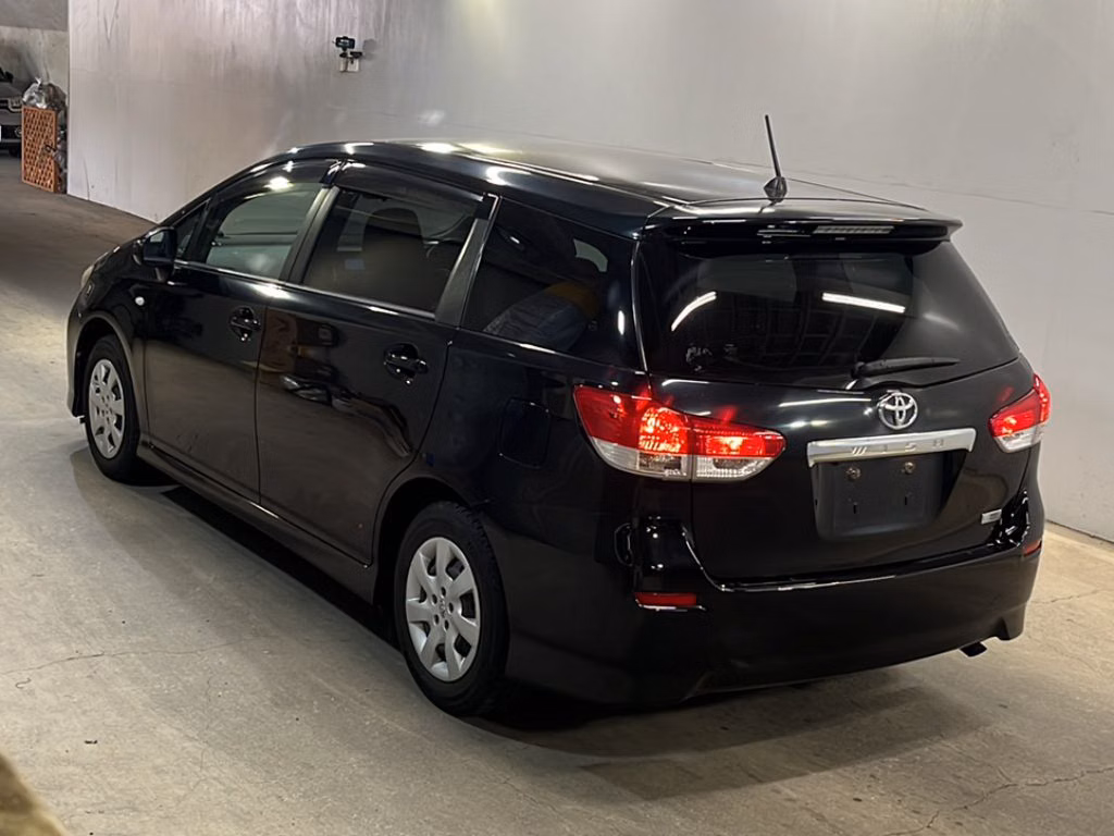 TOYOTA WISH