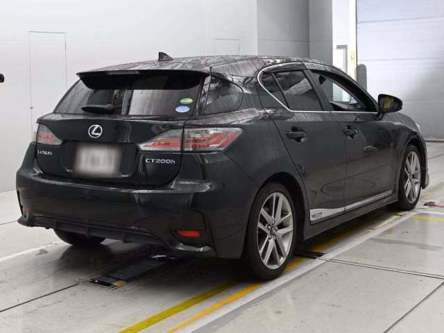 LEXUS CT200H
