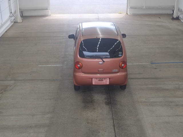 DAIHATSU MOVE LATTE