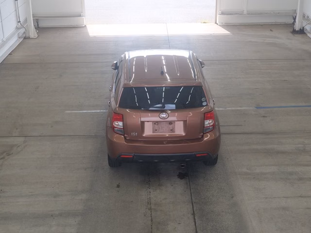 TOYOTA IST