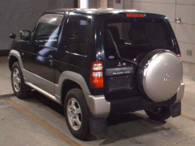 MITSUBISHI PAJERO MINI