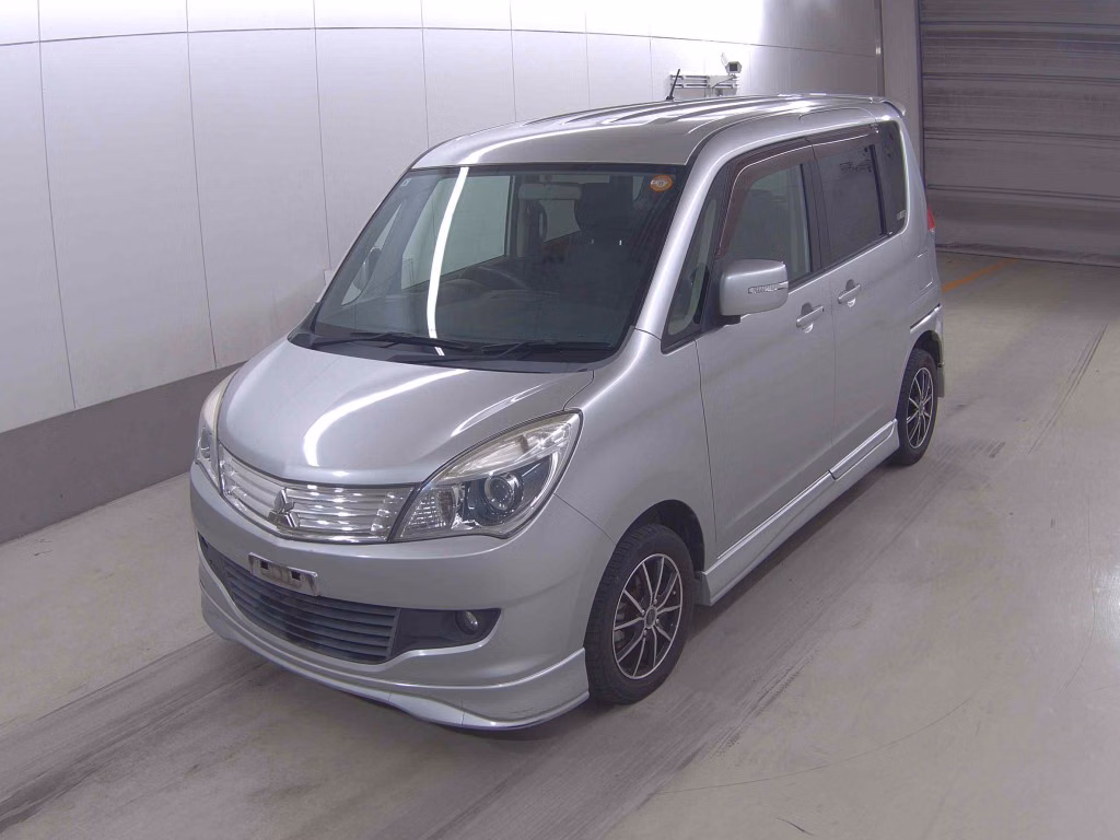 MITSUBISHI DELICA D:2
