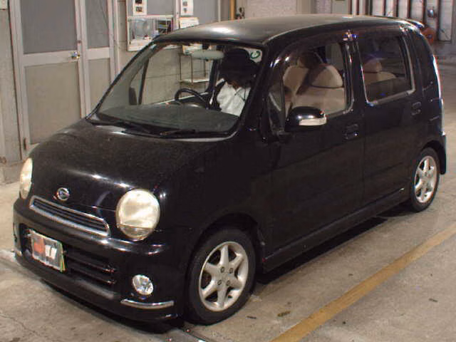 DAIHATSU MOVE LATTE