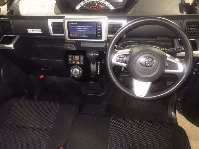 TOYOTA PIXIS MEGA