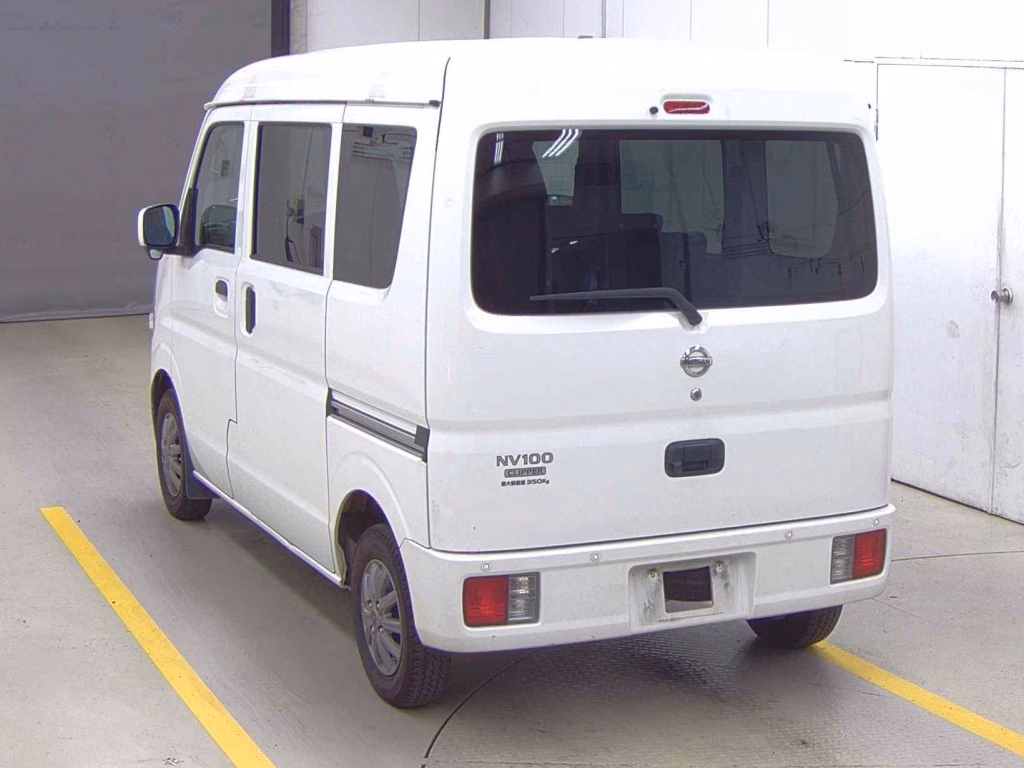 NISSAN NV100 CLIPPER