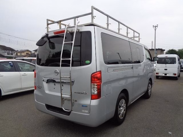 NISSAN NV350 CARAVAN
