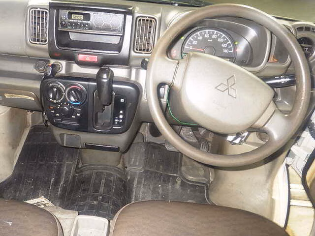 MITSUBISHI MINICAB