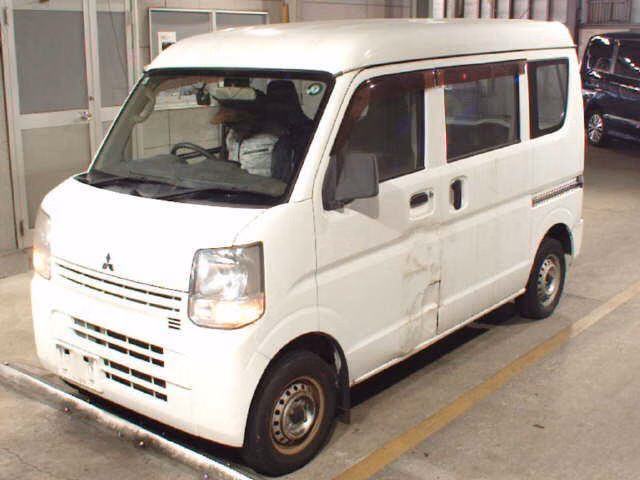 MITSUBISHI MINICAB