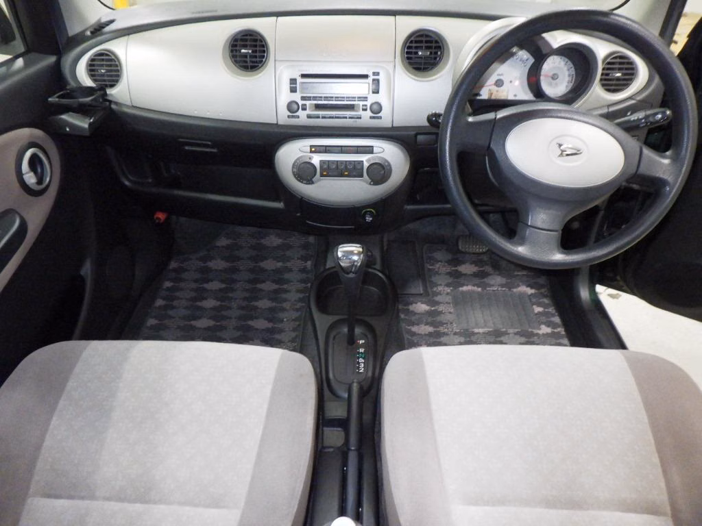 DAIHATSU MIRA GINO