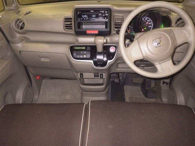HONDA N-BOX