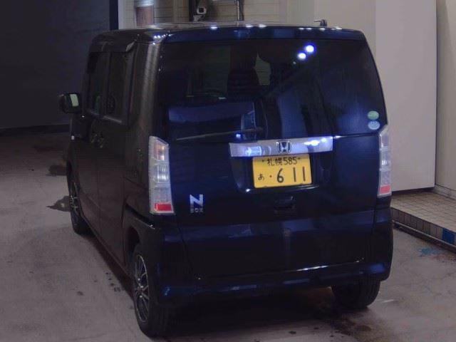 HONDA N-BOX