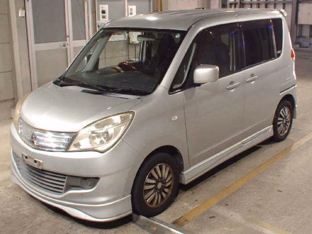 MITSUBISHI DELICA D:2