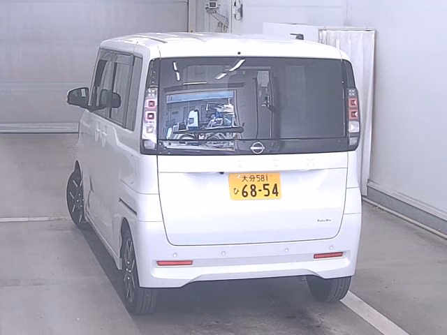 NISSAN ROOX