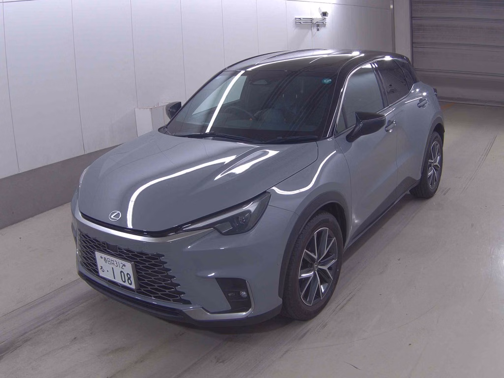 LEXUS LBX